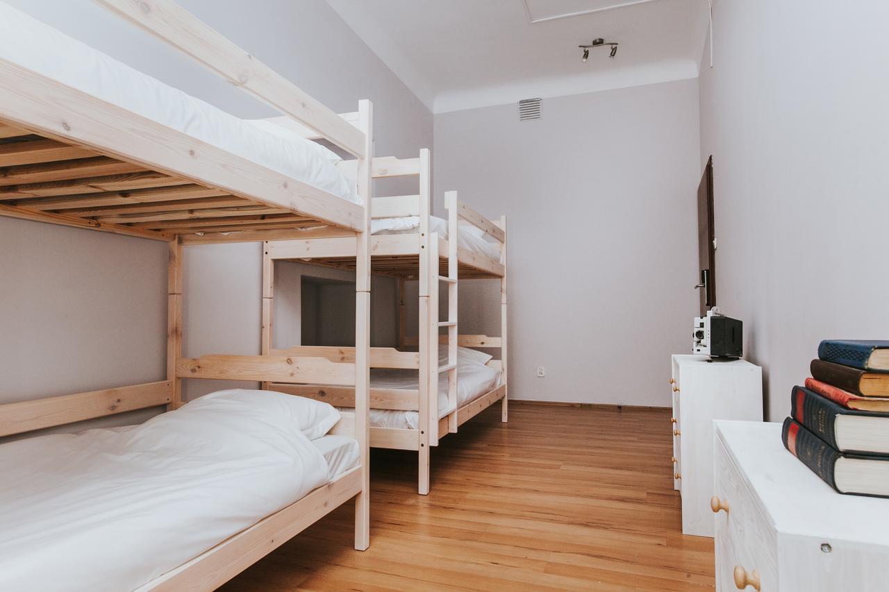 Hôtel Erasmus Dorm à Varsovie Extérieur photo