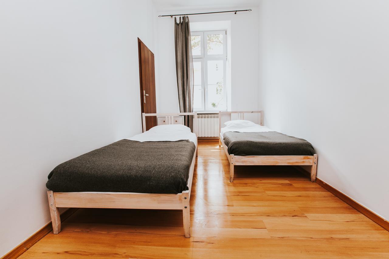 Hôtel Erasmus Dorm à Varsovie Extérieur photo